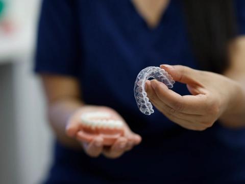 Invisalign background