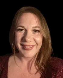 Clare Thompson headshot, Admin