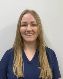 Alisha Gledson headshot, Therapist